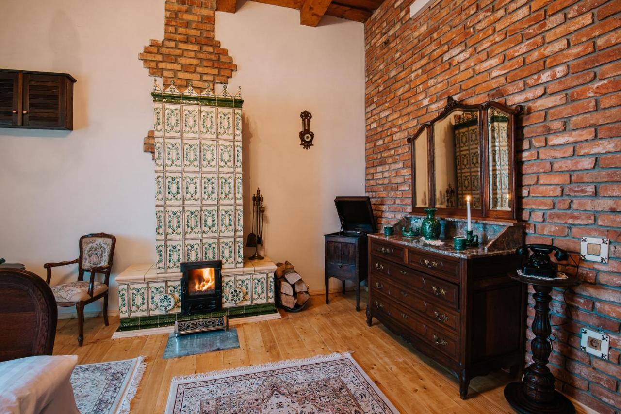 Molnos Kuria Pension Corund  Esterno foto
