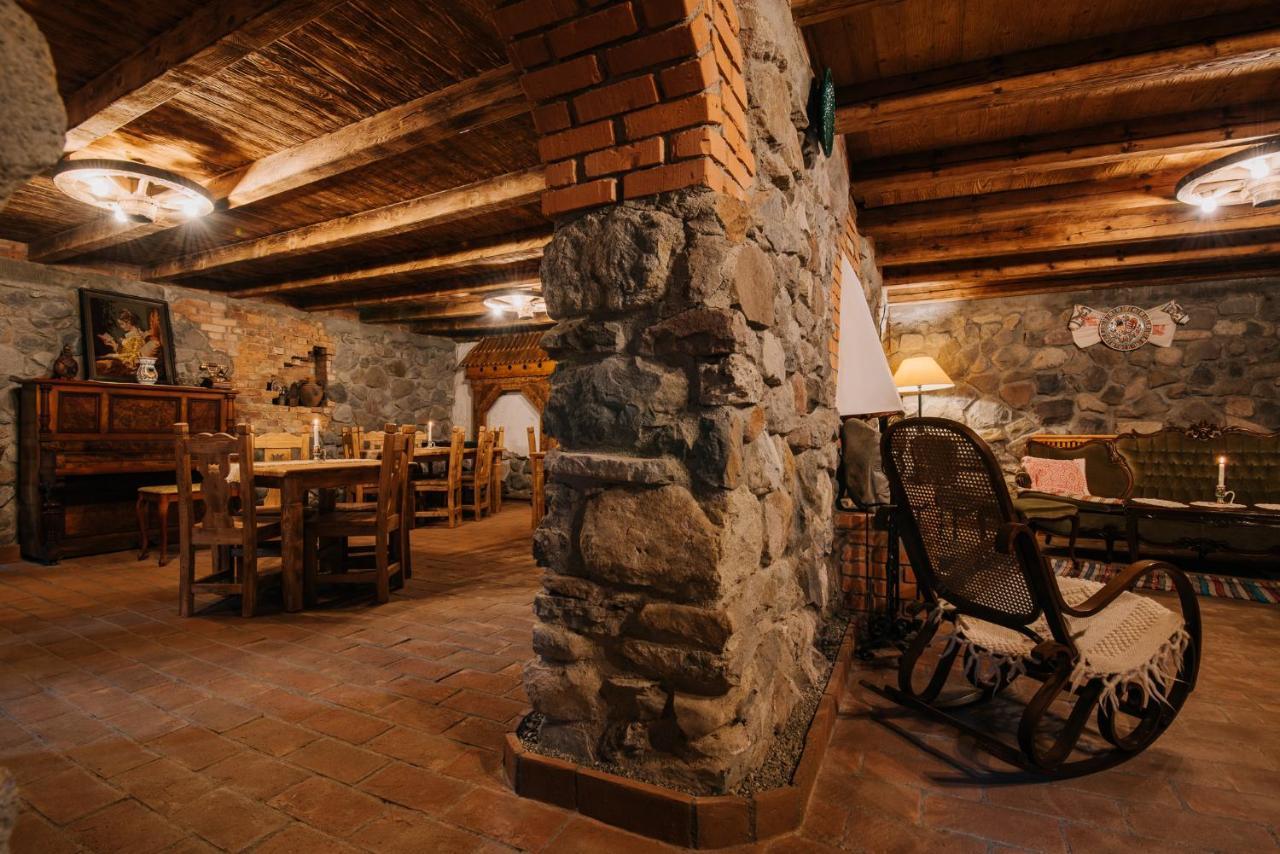 Molnos Kuria Pension Corund  Esterno foto